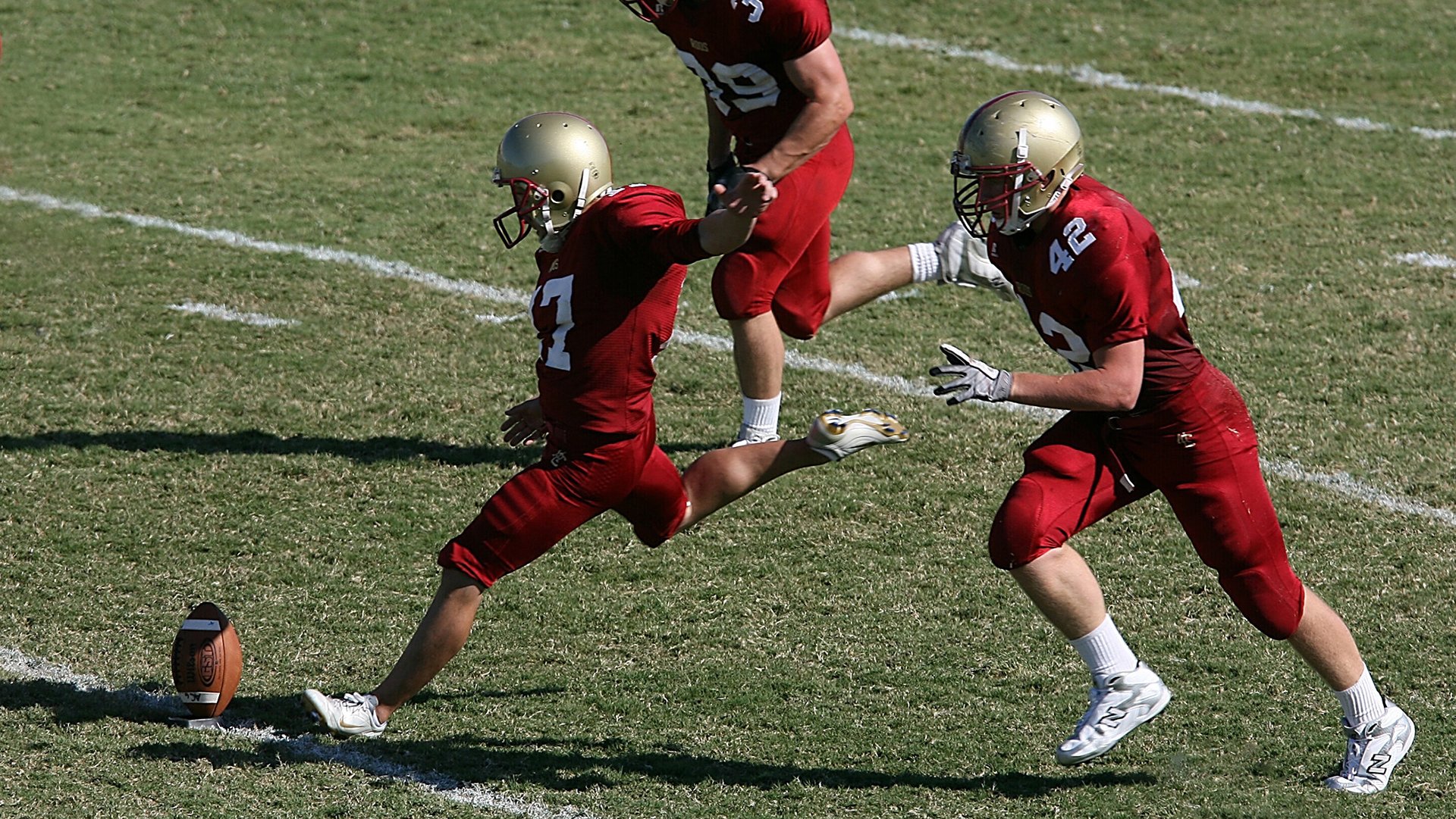 开云体育在线登入-促进足球全民参与，举办“全民足球日”大型活动，全民足球游戏